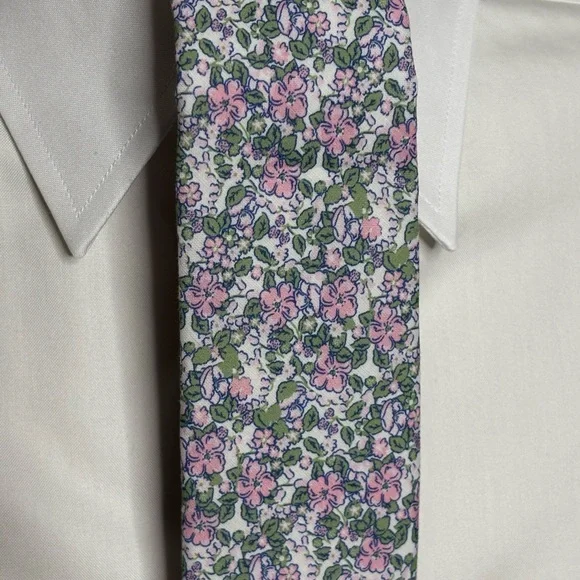 NEW! Class Club Floral Boys Tie - Pink and Green - Picture 2 of 2